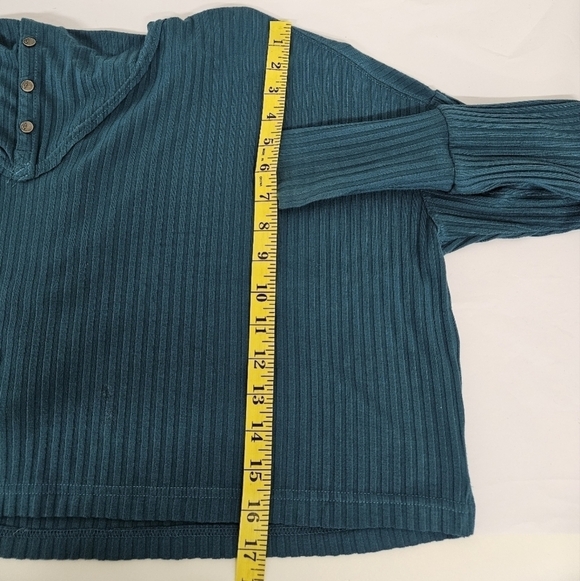 Free People Movement Blissed Out Rib Mock Neck Henley Hoodie in Teal Size Small - Picture 10 of 15